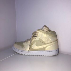 Jordan 1 Metallic